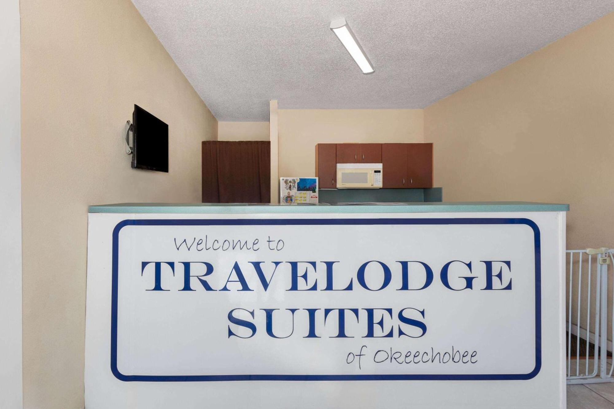 Travelodge Suites By Wyndham Lake Okeechobee Kültér fotó